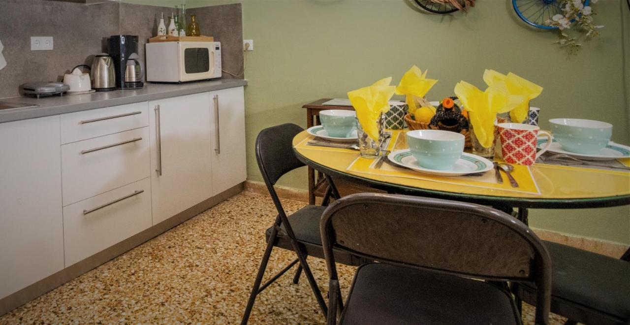 Ferienwohnung Marina'S Bright Getaway - Nafplio Center House Exterior foto