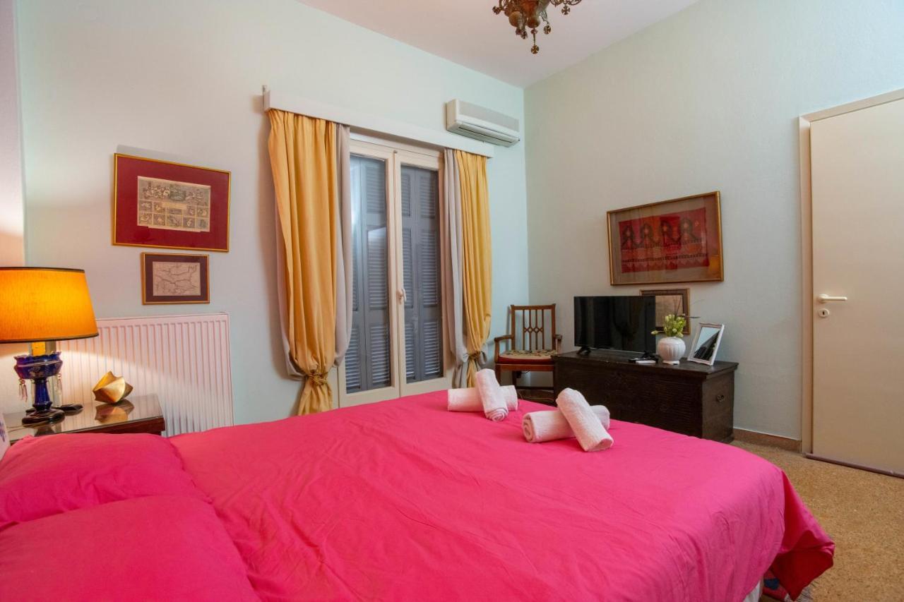 Ferienwohnung Marina'S Bright Getaway - Nafplio Center House Exterior foto