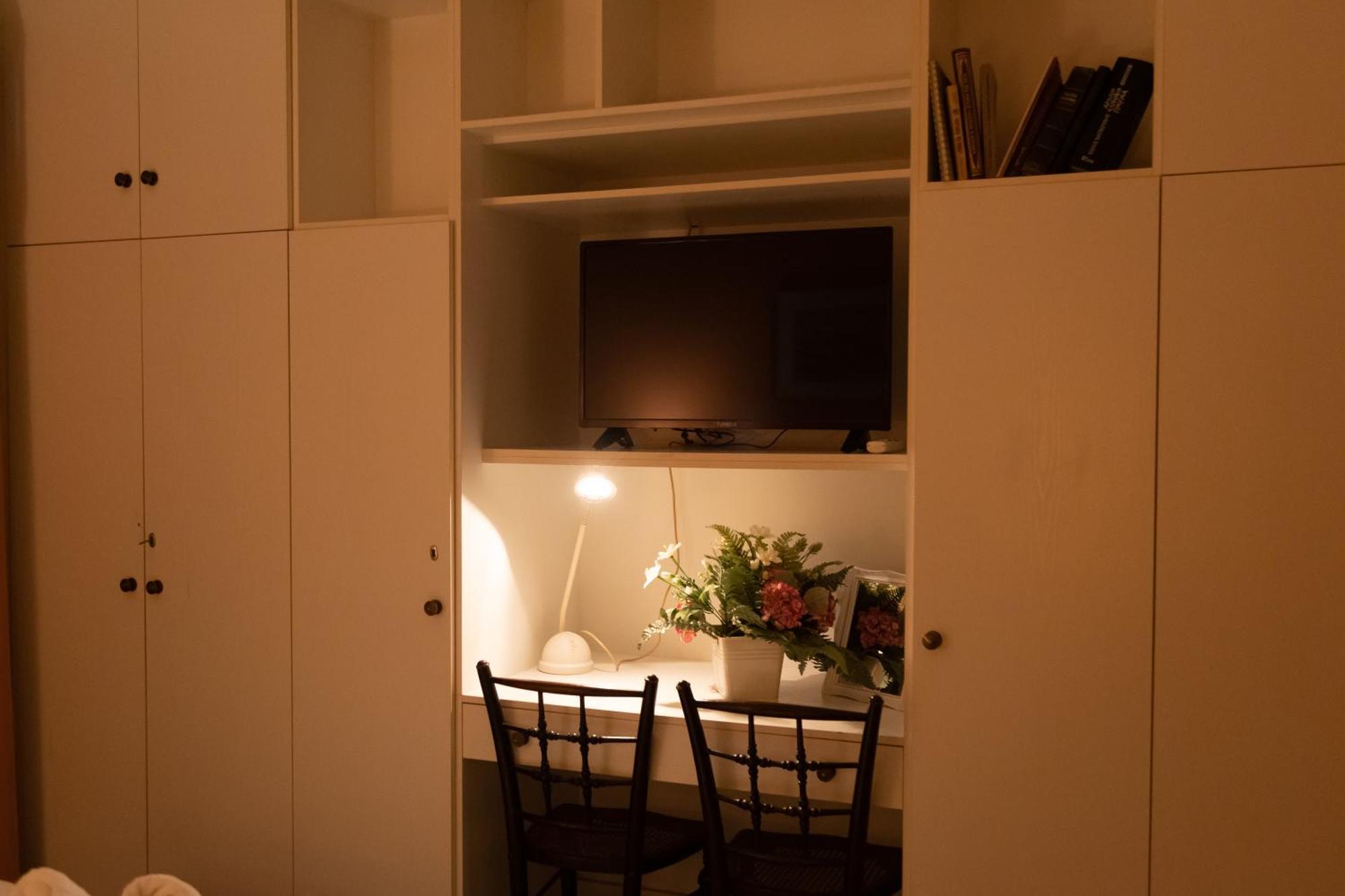 Ferienwohnung Marina'S Bright Getaway - Nafplio Center House Exterior foto