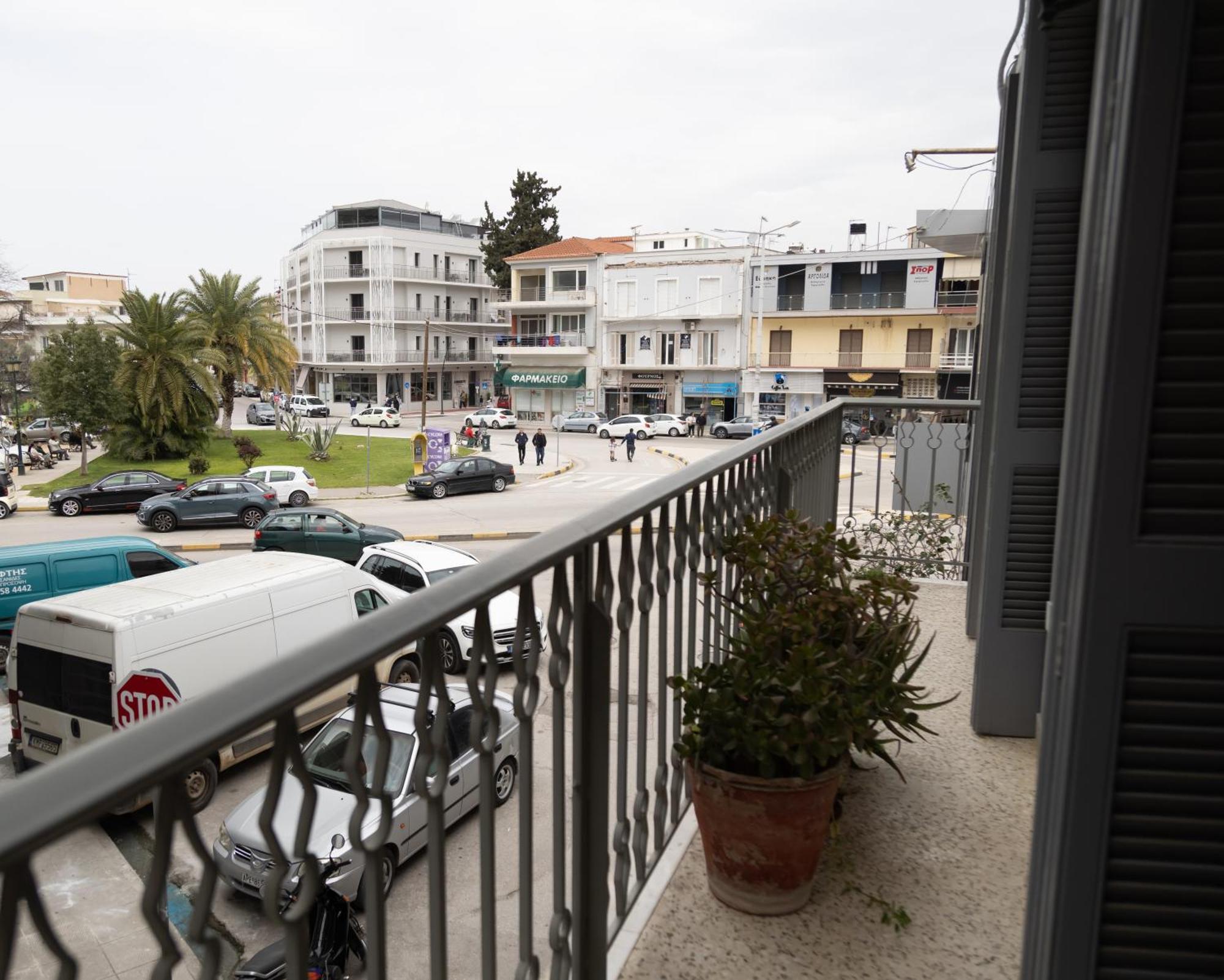 Ferienwohnung Marina'S Bright Getaway - Nafplio Center House Exterior foto